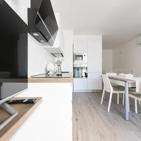 Lab Apartman *